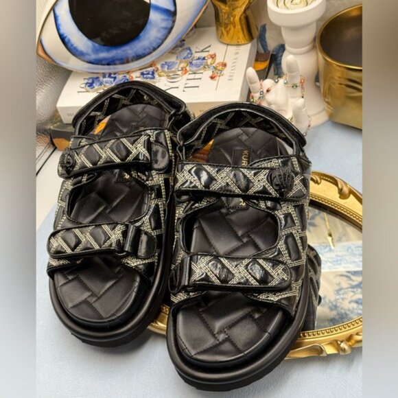 🆕 KURT GEIGER LONDON 🧿 NWOB Orson Patent Quilted Dad Sandals Sz EU38 US 7.5 - Picture 6 of 12